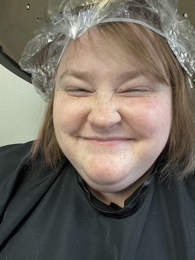 417 Hair & Co, beauty salon in Lebanon, MO, photo 3 of 6