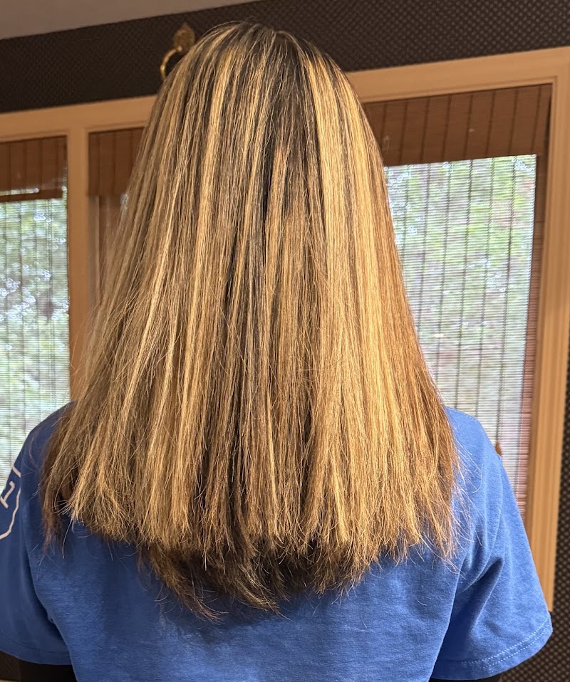 417 Hair & Co, beauty salon in Lebanon, MO, photo 5 of 6