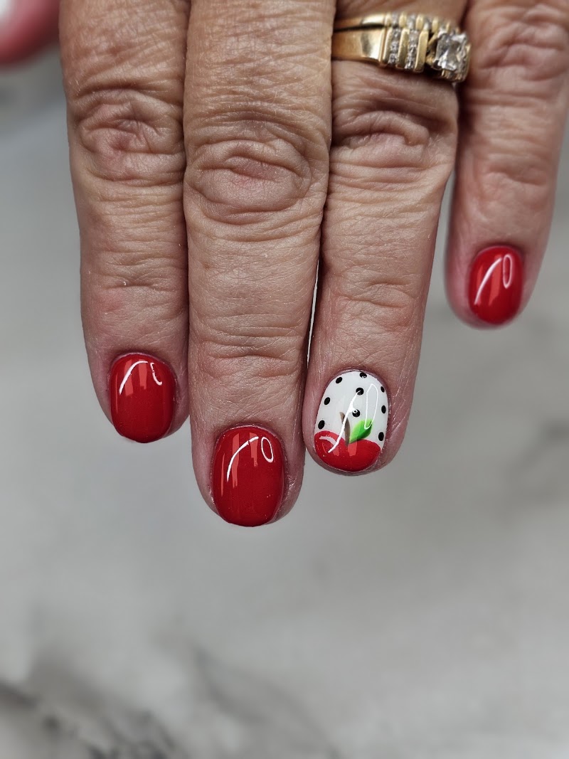 Steel Magnolias Salon, nail salon in Great Bend, KS, photo 1 of 10