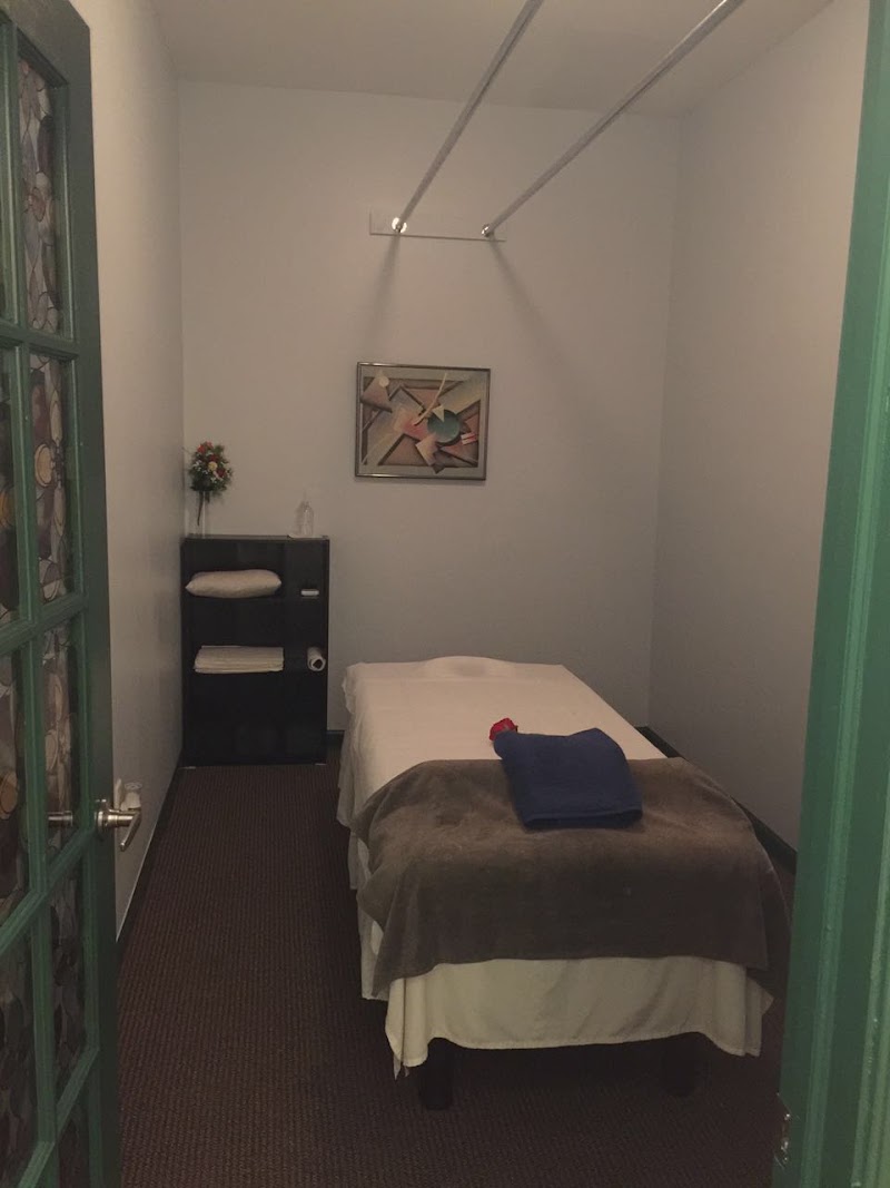 Lucky Happy Feet Reflexology & Body Work, massage spa in South Amboy, NJ, photo 6 of 20