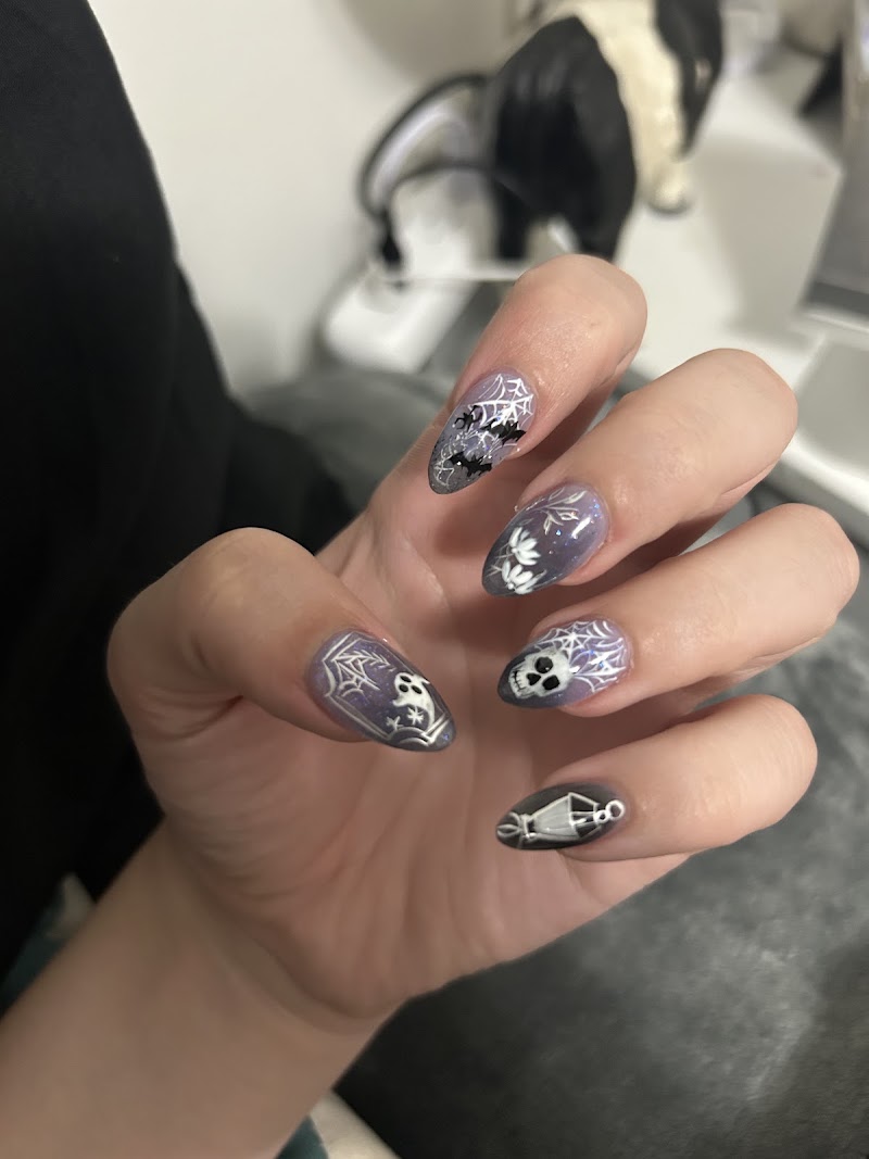 Lulu Nails 2 (Rhinelander), nail salon in Rhinelander, WI, photo 2 of 10