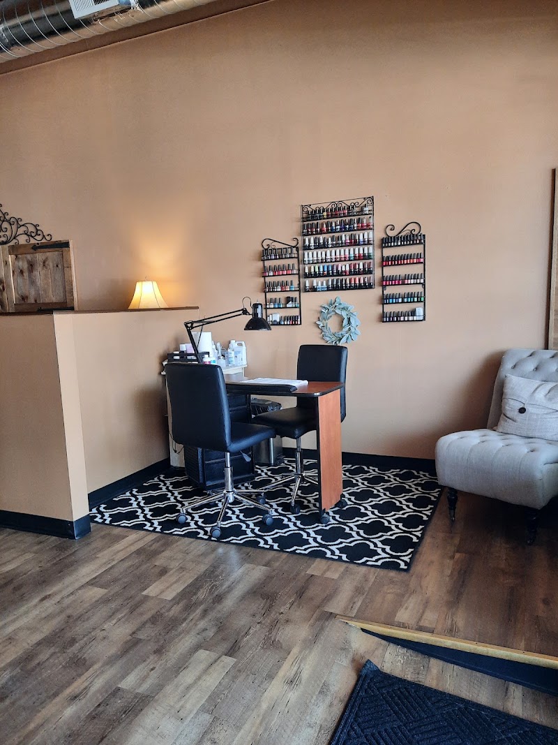 Hairbender, beauty salon in Scottsbluff, NE, photo 5 of 10