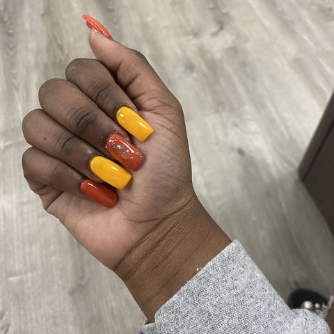 4 Seasons Nails & Spa Taunton, nail salon in Taunton, MA