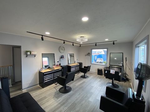 Allure Hair Designs, beauty salon in Port Angeles, WA