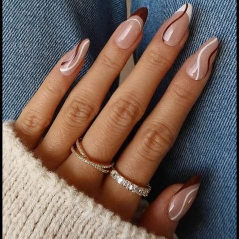 Anu Nail studio Best Nail Art & Nail Extension in Noida | Best Nail Salon in Noida | Home Services, nail salon in Noida, India