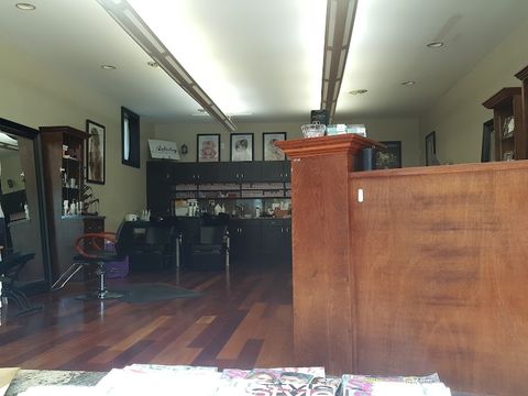 Artistry Salon & Spa Suites, beauty salon in Burlington, IA