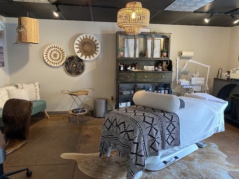 bellissima., spa in Sandpoint, ID