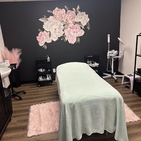 Beyond Heavenly Skincare by Jamie, beauty salon in Mountain Home, AR