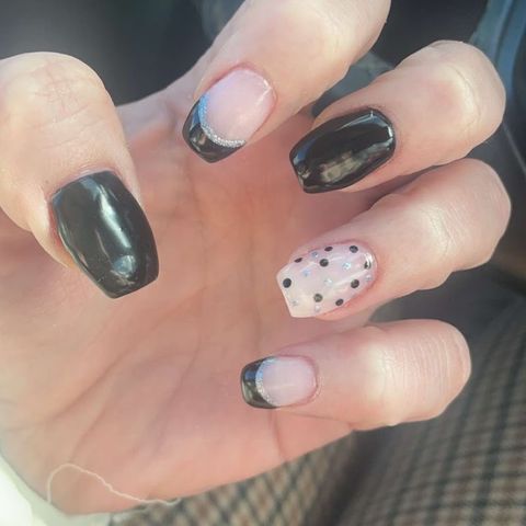 Bliss Nails Studio, beauty salon in Pittsfield, MA