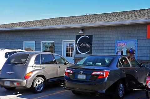 C & Company Salon, beauty salon in Muscatine, IA