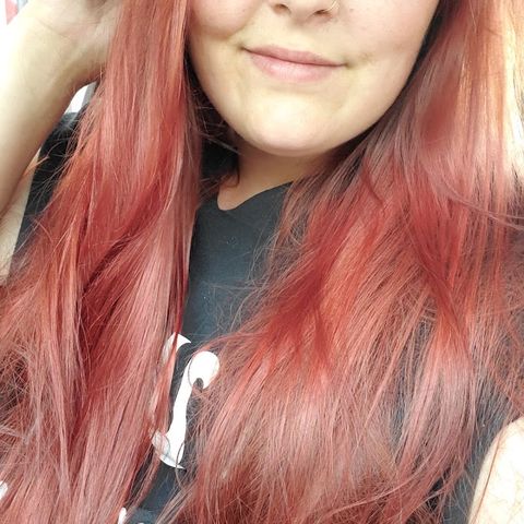 Curl Up And Dye, beauty salon in Ottumwa, IA