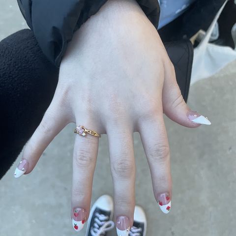 Diamond Nails, nail salon in Marshall, MO