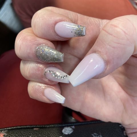 Divine Beauty Bar, beauty salon in Alamosa, CO