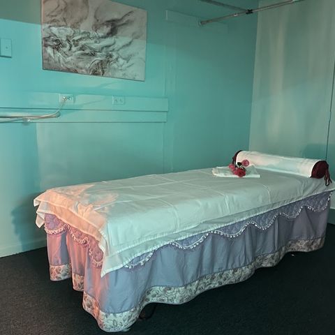 East meadow Massage, massage spa in Bridgeport, CT