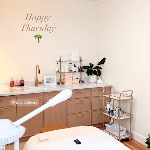 Emberlight Sanctuary, beauty salon in Lodi, CA