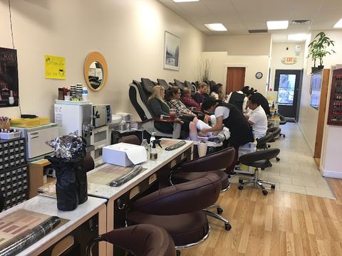 Fancy Nail Salon, nail salon in Shelton, CT