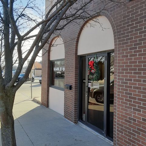 Hair It Is, beauty salon in Boone, IA