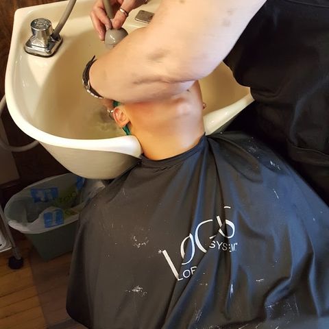 Hair Tactics Salon, beauty salon in Superior, WI