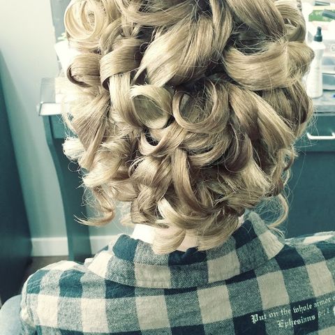 Head 2 Toe Salon, beauty salon in Portage, WI