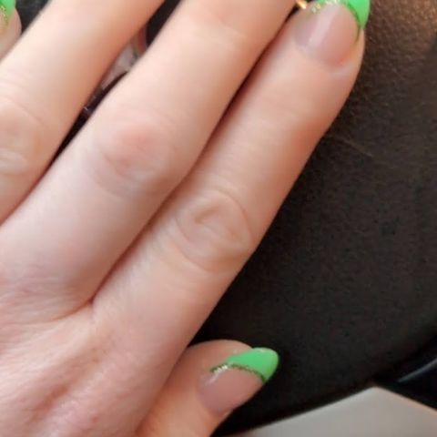 Hollywood Nails, nail salon in Pittsfield, MA