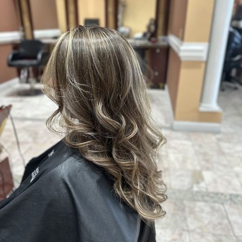 LA Salon & Spa, beauty salon in Easton, PA