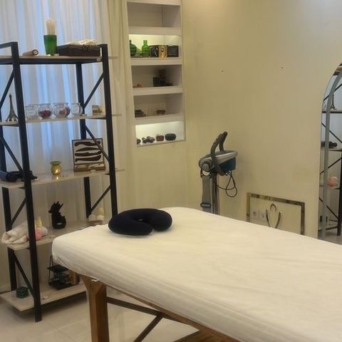 Laura, massage spa in Watsonville, CA