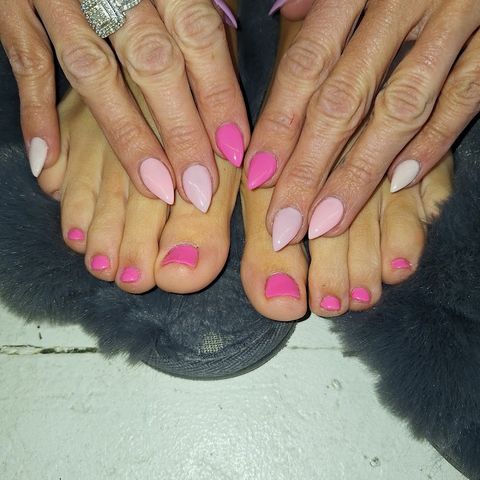 Luminess Spa and Candel Co. LLC, beauty salon in Fort Dodge, IA
