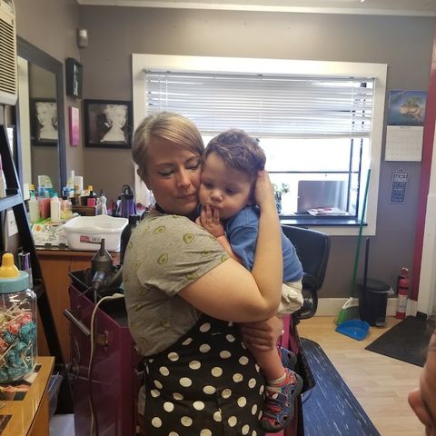 Marilyn's Hair Design, beauty salon in Longview, WA