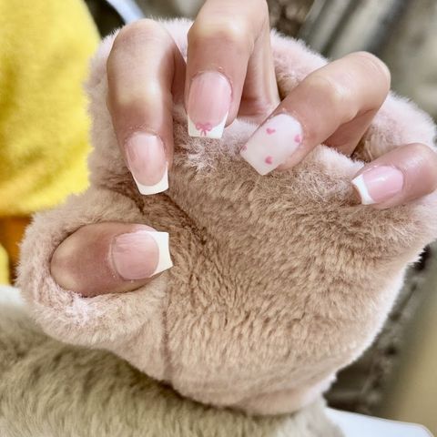 Nailz Infinity, nail salon in Shimla, India