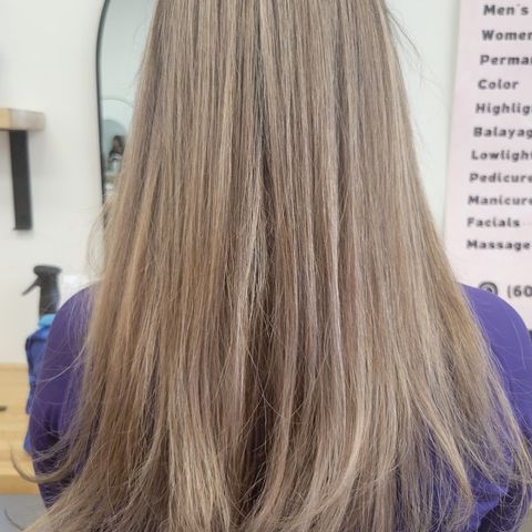 Nicole Salon, beauty salon in Goodyear, AZ