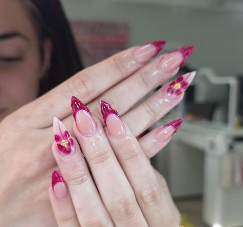 Palace Nail & Spa, nail salon in Beckett Ridge, OH
