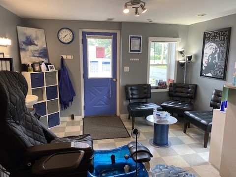 Polished!, nail salon in Northampton, MA
