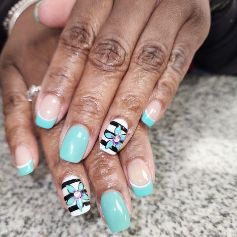 Ross Nail and Spa, nail salon in Hamilton, OH