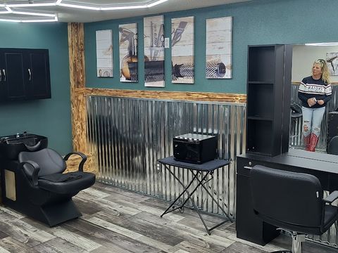 Salon 1815, beauty salon in Bemidji, MN