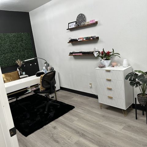 Serenity Beauty Lounge, beauty salon in Lake Havasu City, AZ
