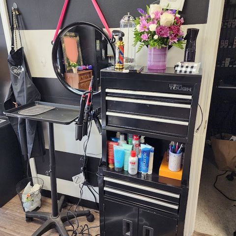 The Parlor, hair salon in Portsmouth, OH