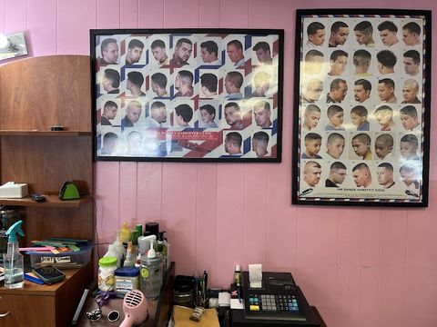 Veronica's Beauty Salon, beauty salon in Storm Lake, IA
