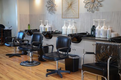 You-Topia Hair Designs, beauty salon in Danville, VA